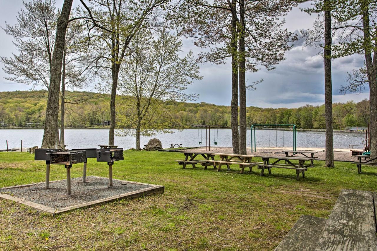 Poconos Vacation Home Walk To Locust Lake! Pocono Lake Exterior foto
